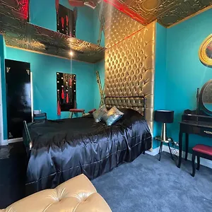 Boutique Dungeon Apartment Brighton